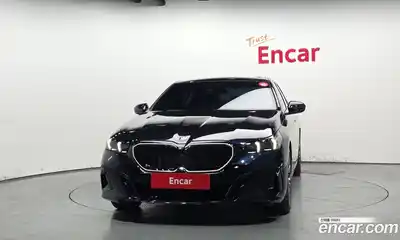 BMW 5-Series 2024 2.0 гидро в Москве № 2129789, миниатюра 3