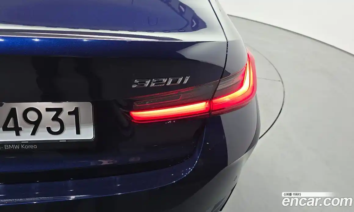 BMW 3-Series 2025 2.0 гидро в Москве, фото 9