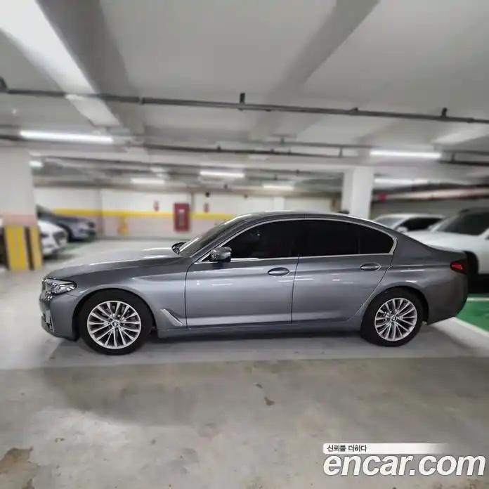 BMW 5-Series 2023 2.0 гидро в Москве, фото 3