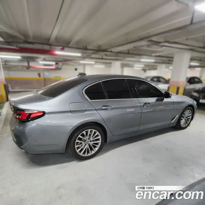 BMW 5-Series 2023 2.0 гидро в Москве, фото 4