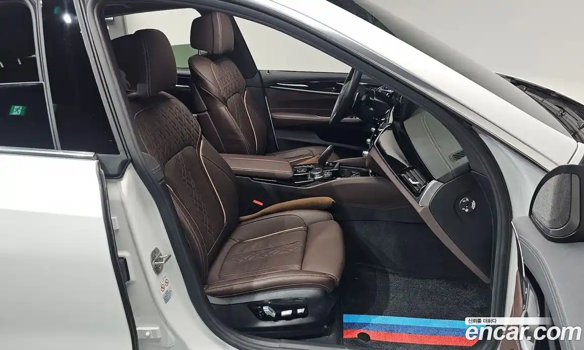 BMW 6-Series 2024 3.0 гидро в Москве, фото 16
