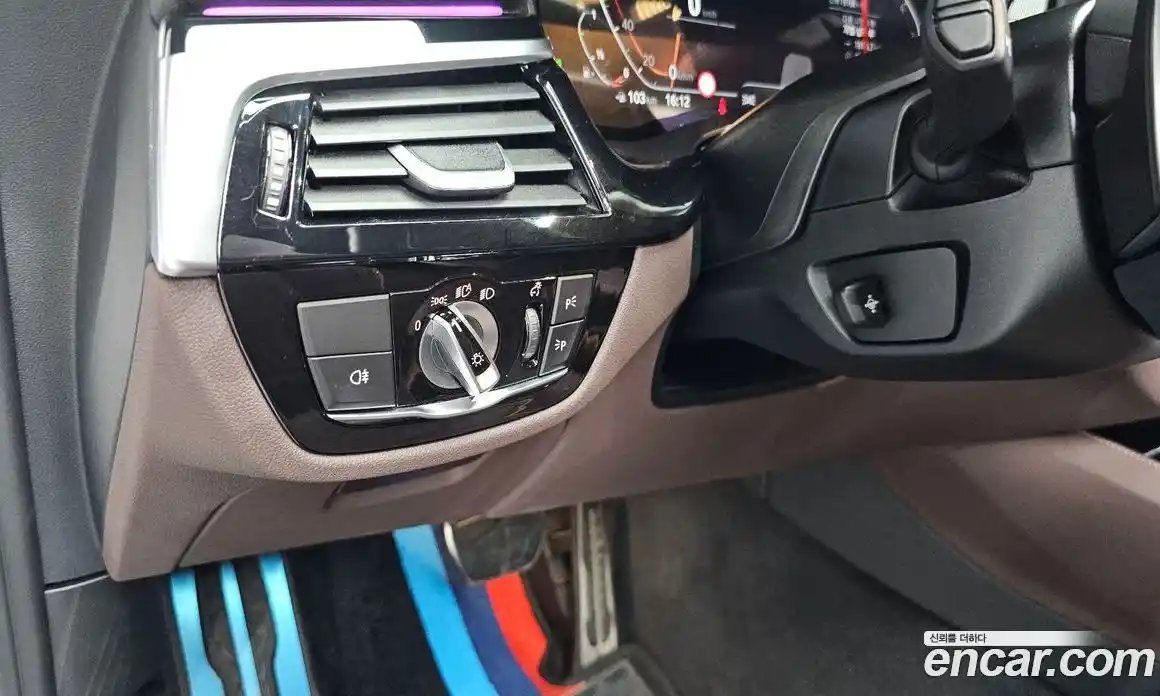 BMW 6-Series 2024 3.0 гидро в Москве, фото 27