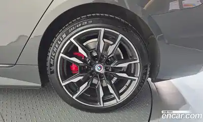 BMW i4 2023 0.2 гидро в Москве № 2130146, миниатюра 7