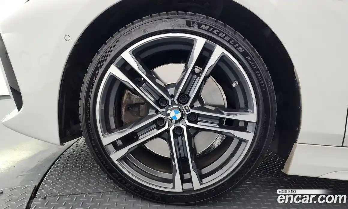 BMW 1-Series 2022 2.0 гидро в Москве, фото 5