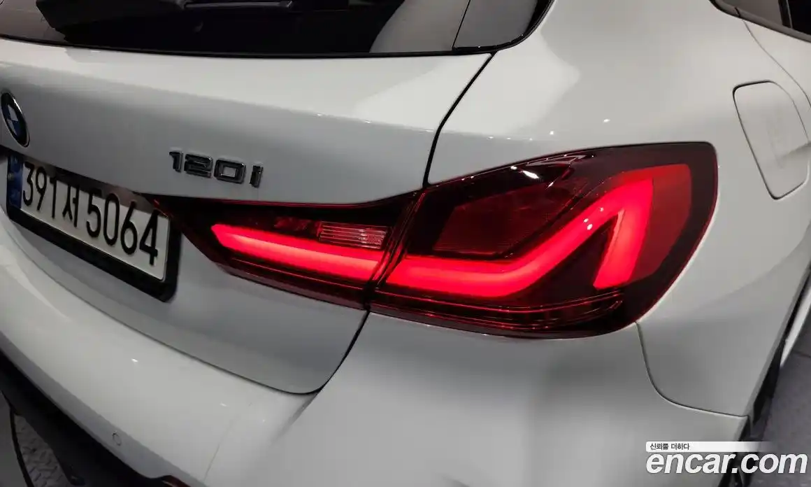 BMW 1-Series 2022 2.0 гидро в Москве, фото 9