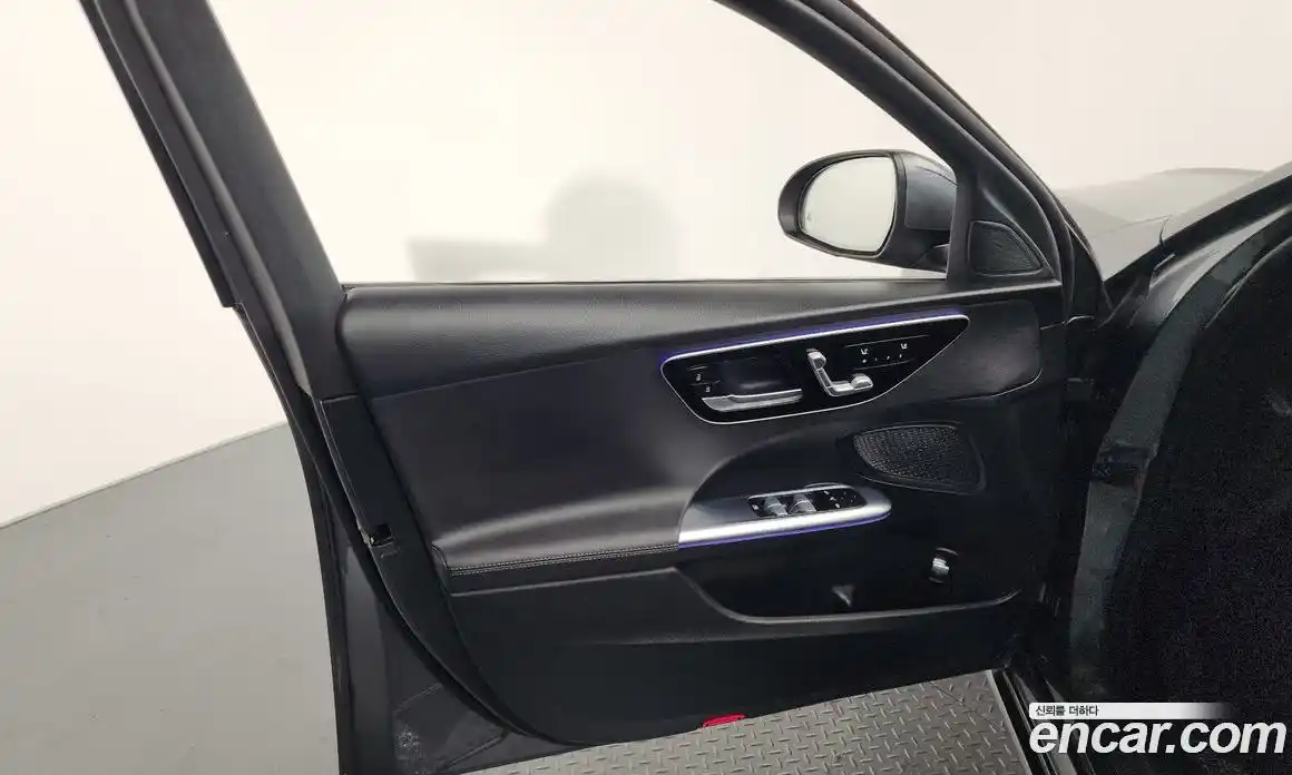 Mercedes-Benz C-Class 2022 2.0 гидро в Москве, фото 13
