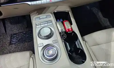 Genesis GV70 2022 2.2 гидро в Москве, миниатюра 9