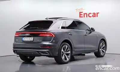 Audi Q8 2022 3.0 гидро в Москве № 2131212, миниатюра 2