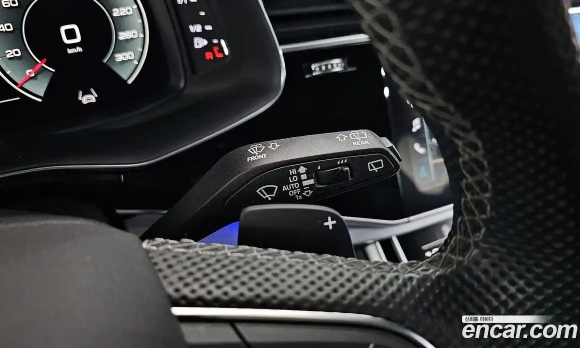 Audi Q8 2022 3.0 гидро в Москве № 2131212, фото 29