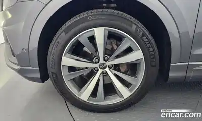 Audi Q8 2022 3.0 гидро в Москве № 2131212, миниатюра 5