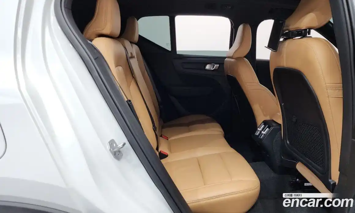 Volvo XC40 2021 2.0 гидро в Москве, фото 18