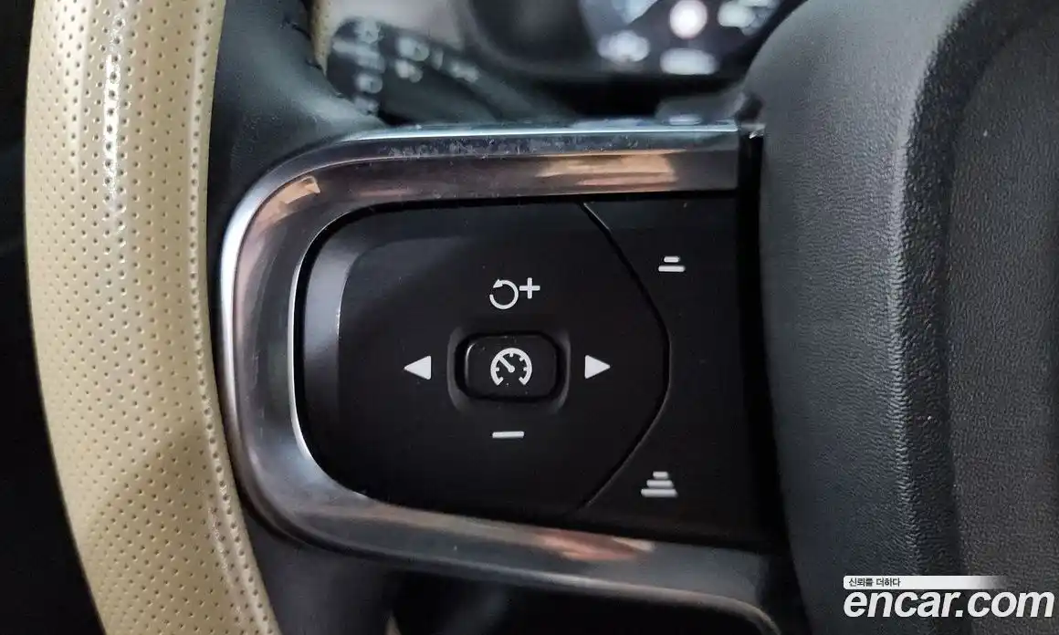 Volvo XC40 2021 2.0 гидро в Москве, фото 27