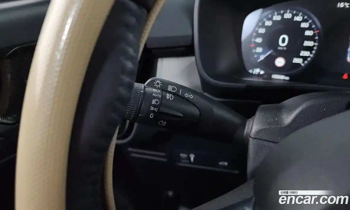 Volvo XC40 2021 2.0 гидро в Москве, фото 35
