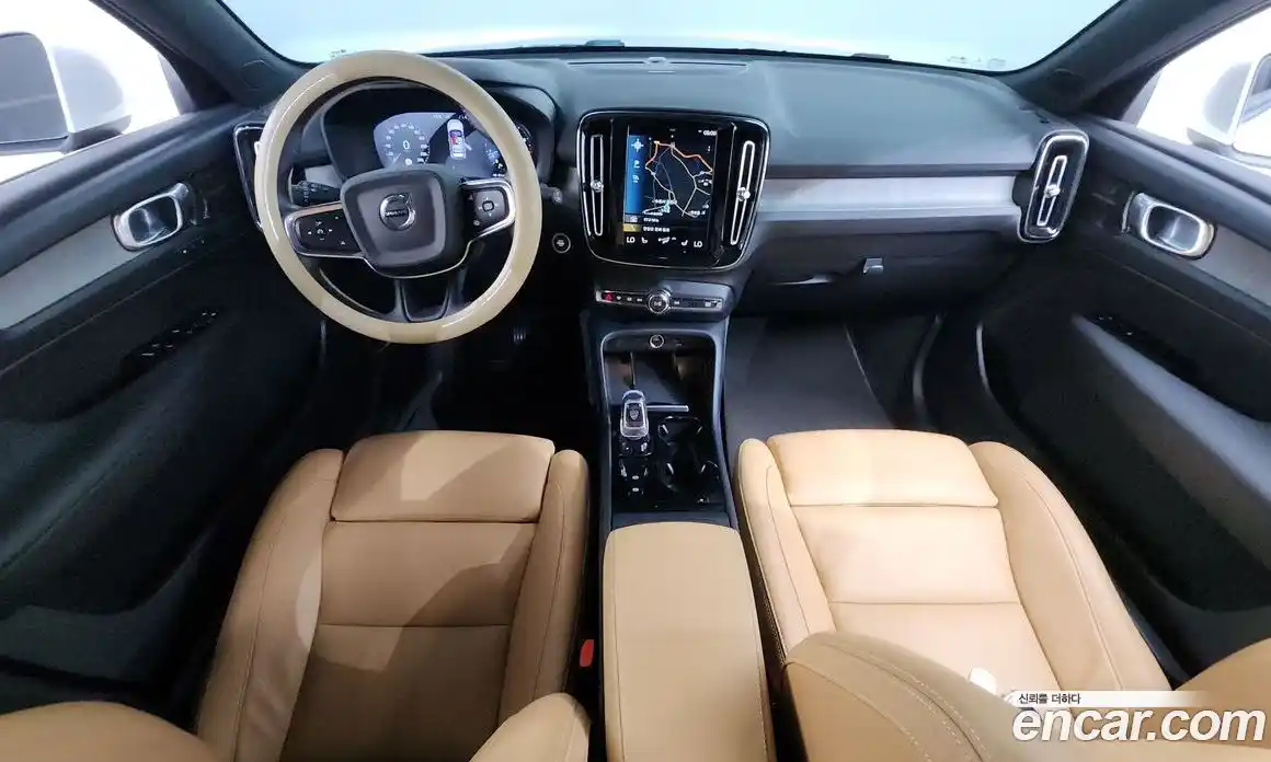 Volvo XC40 2021 2.0 гидро в Москве, фото 10