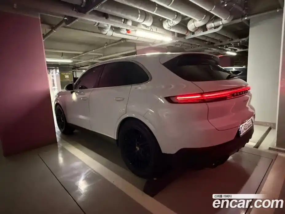 Porsche Cayenne 2023 3.0 гидро в Москве № 2131783, фото 4
