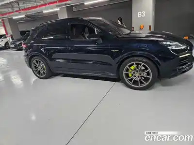 Porsche Cayenne 3.0 E-Hybrid