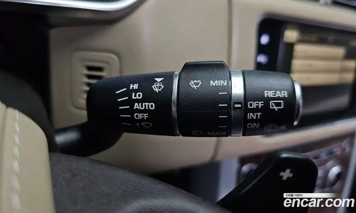 Land Rover Range-Rover 2015 4.4 гидро в Москве № 2131888, фото 23