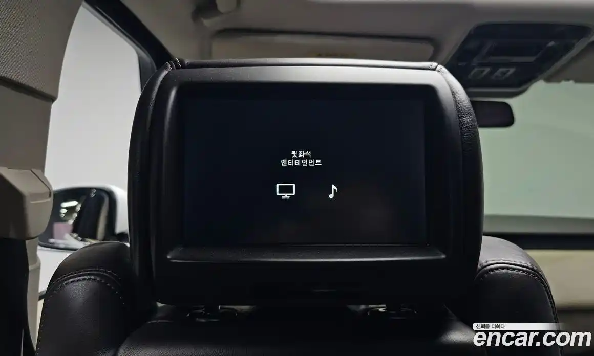 Land Rover Range-Rover 2015 4.4 гидро в Москве № 2131888, фото 33