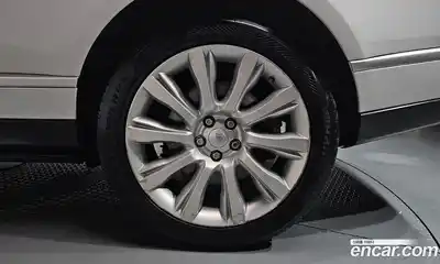 Land Rover Range-Rover 2015 4.4 гидро в Москве № 2131888, миниатюра 6