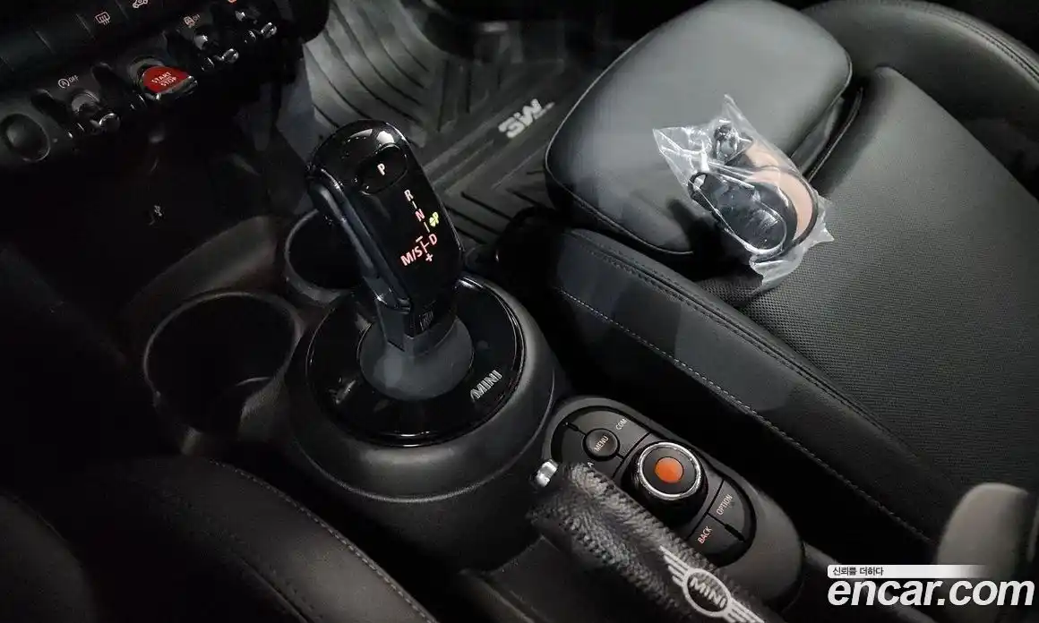 Mini Cooper 2021 1.5 гидро в Москве, фото 12