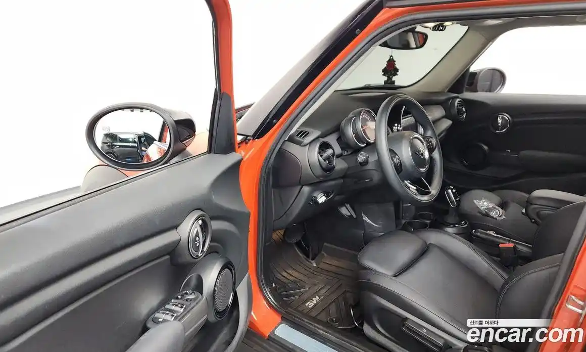 Mini Cooper 2021 1.5 гидро в Москве, фото 13