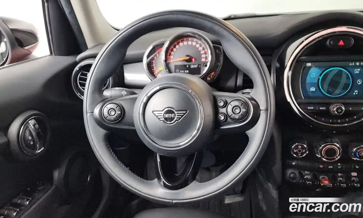 Mini Cooper 2021 1.5 гидро в Москве, фото 19