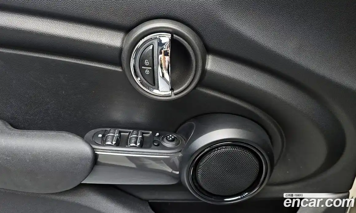 Mini Cooper 2017 1.5 гидро в Москве, фото 19