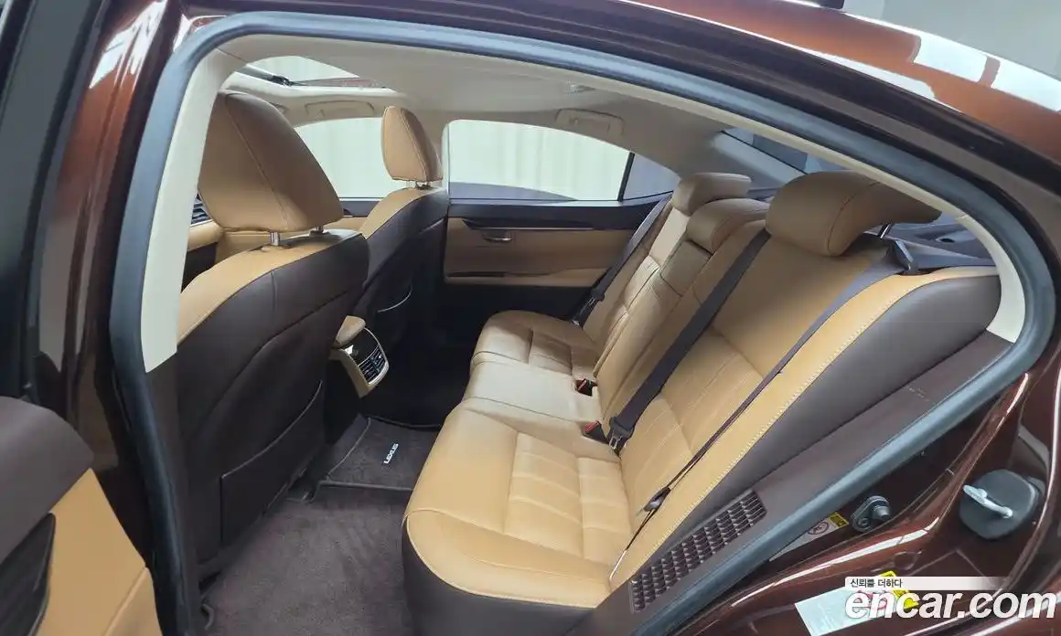 Lexus ES 2018 2.5 гидро, фото 16