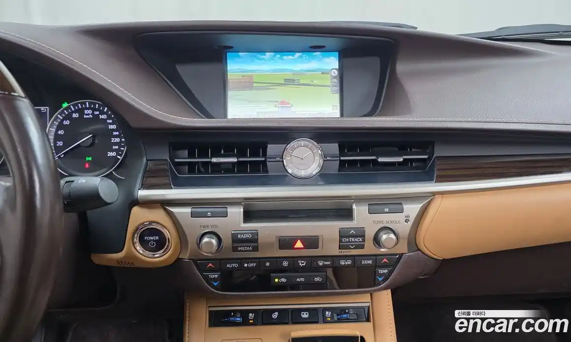 Lexus ES 2018 2.5 гидро, фото 20
