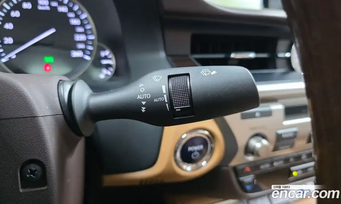Lexus ES 2018 2.5 гидро, фото 28