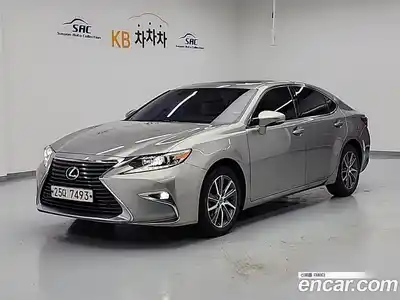 Lexus ES, 2017