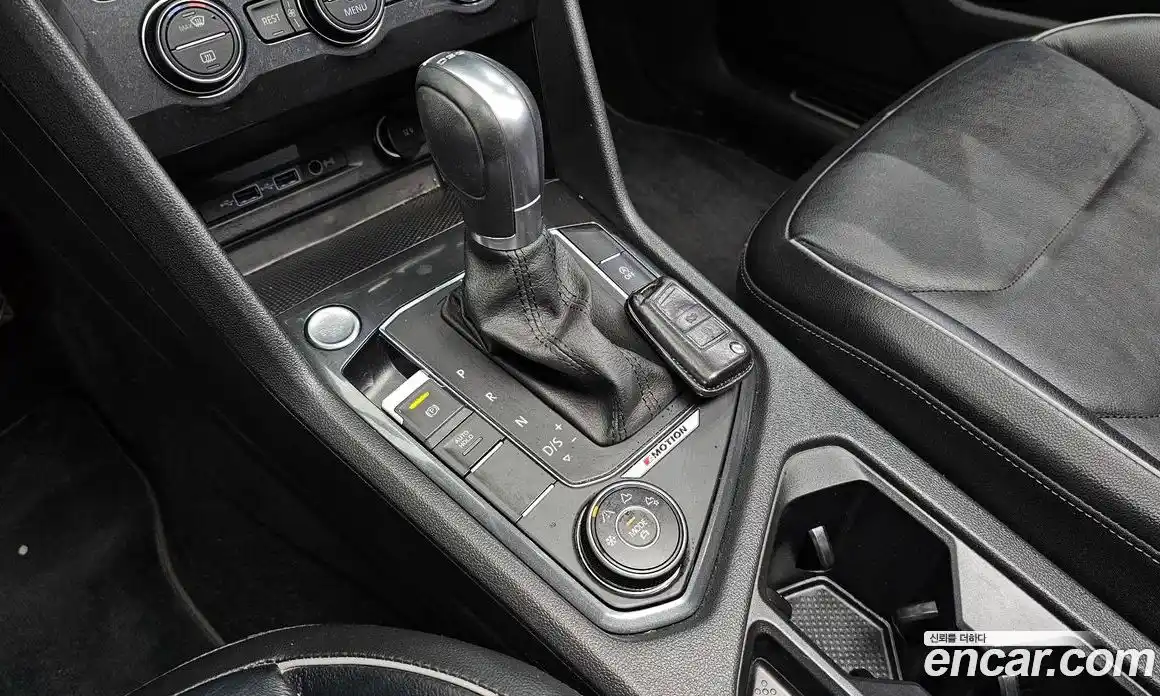 Volkswagen Tiguan 2018 2.0 гидро в Москве, фото 12