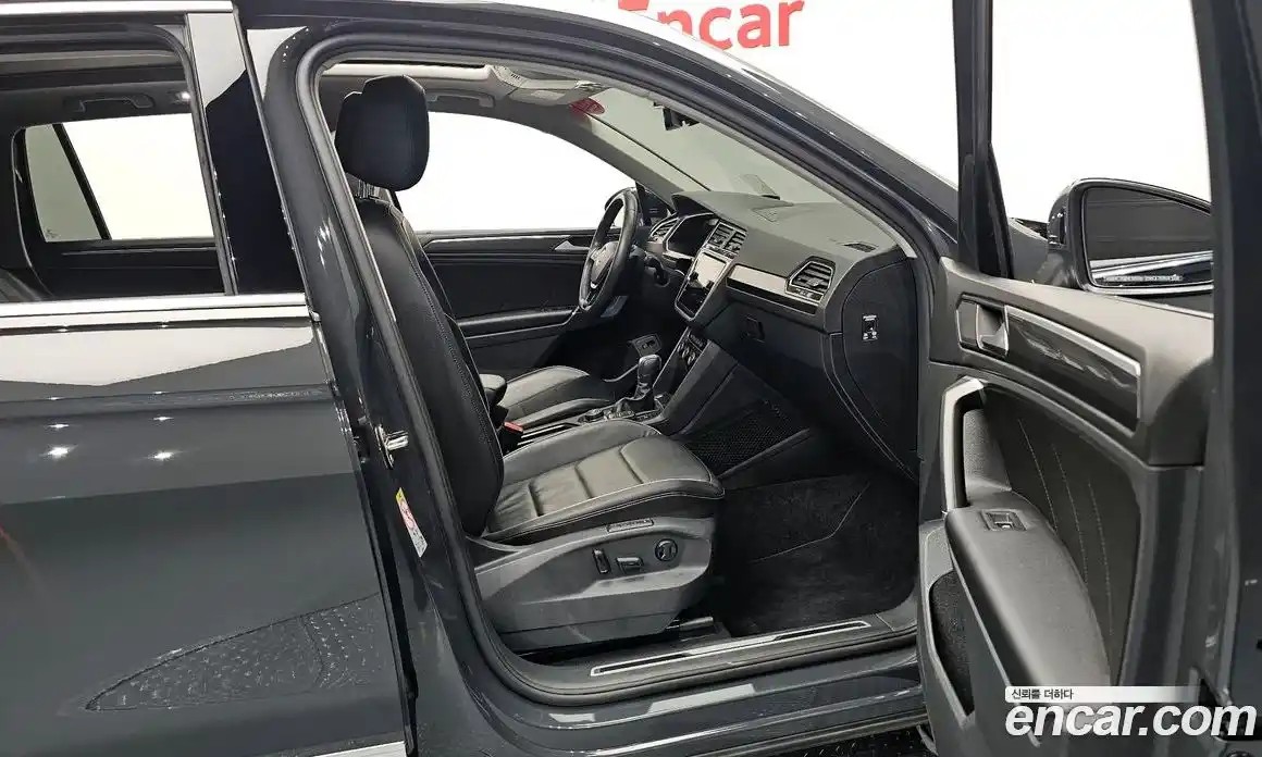 Volkswagen Tiguan 2018 2.0 гидро в Москве, фото 16