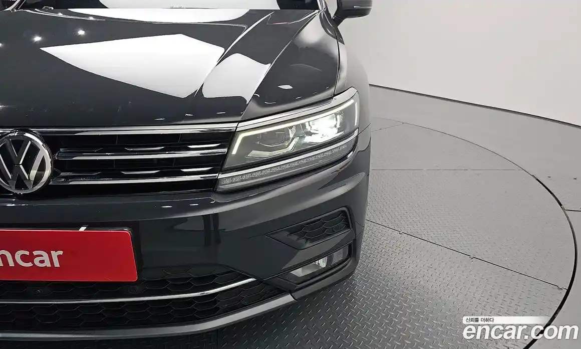 Volkswagen Tiguan 2018 2.0 гидро в Москве, фото 8