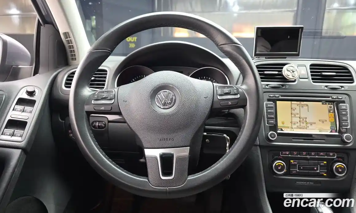 Volkswagen Golf 2013 2.0 гидро в Москве, фото 13