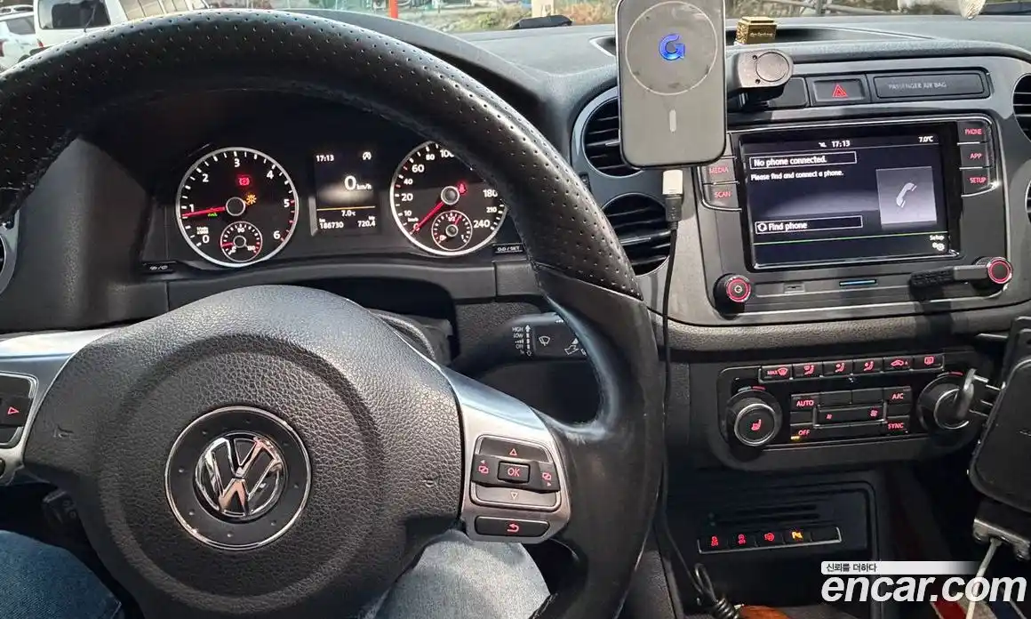 Volkswagen Tiguan 2014 2.0 гидро в Москве № 2132603, фото 17