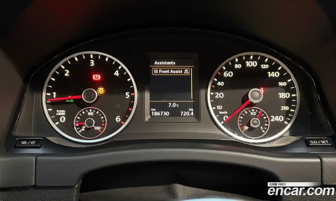 Volkswagen Tiguan 2014 2.0 гидро в Москве № 2132603, фото 9