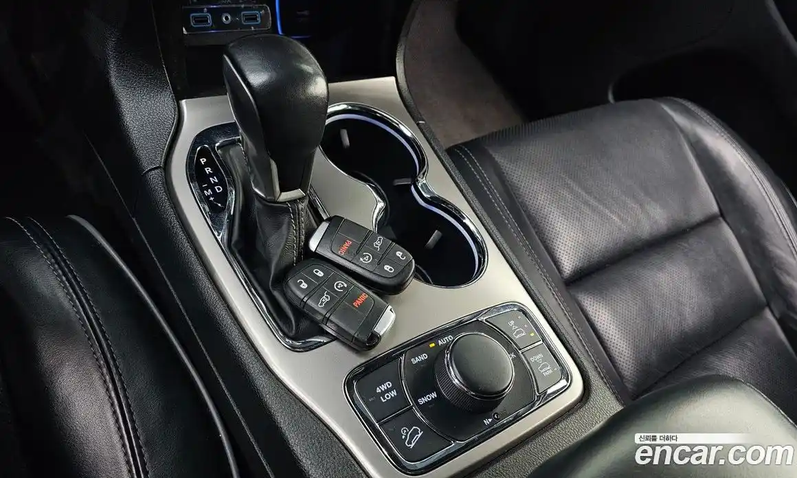 Jeep Cherokee 2021 3.6 гидро в Москве, фото 12