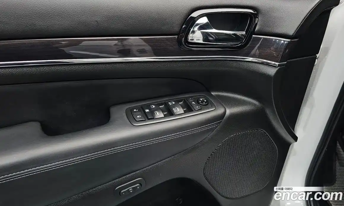 Jeep Cherokee 2021 3.6 гидро в Москве, фото 27