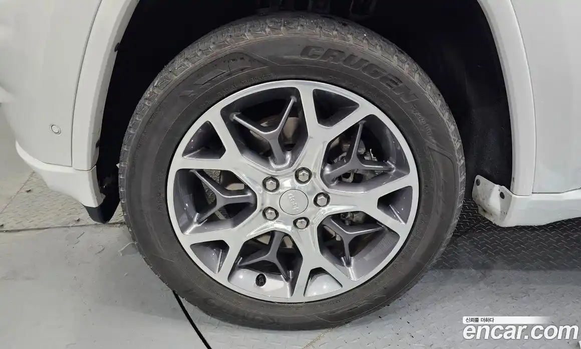Jeep Cherokee 2021 3.6 гидро в Москве, фото 5