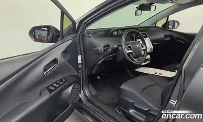 Toyota Prius 2016 1.8 гидро в Москве № 2132948, миниатюра 10