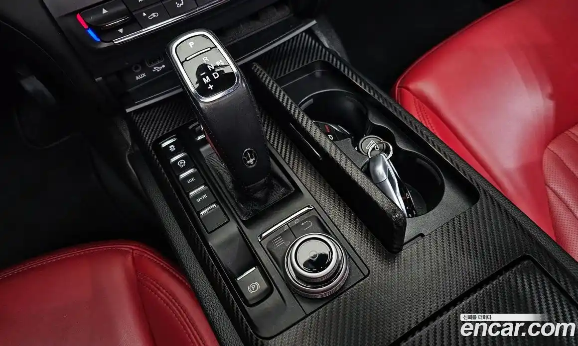 Maserati Ghibli 2020 3.0 гидро, фото 11