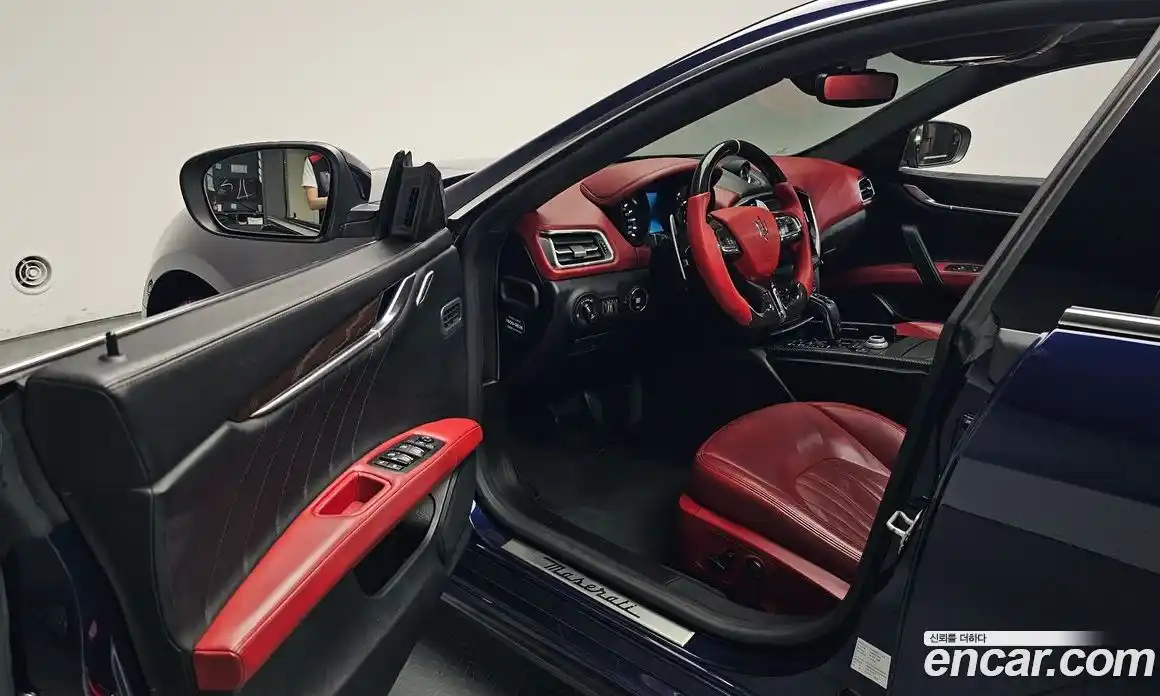 Maserati Ghibli 2020 3.0 гидро, фото 12