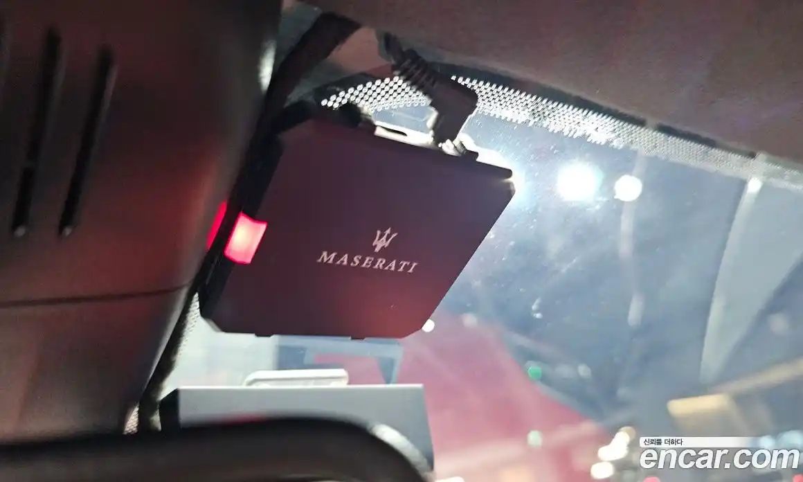 Maserati Ghibli 2020 3.0 гидро, фото 30