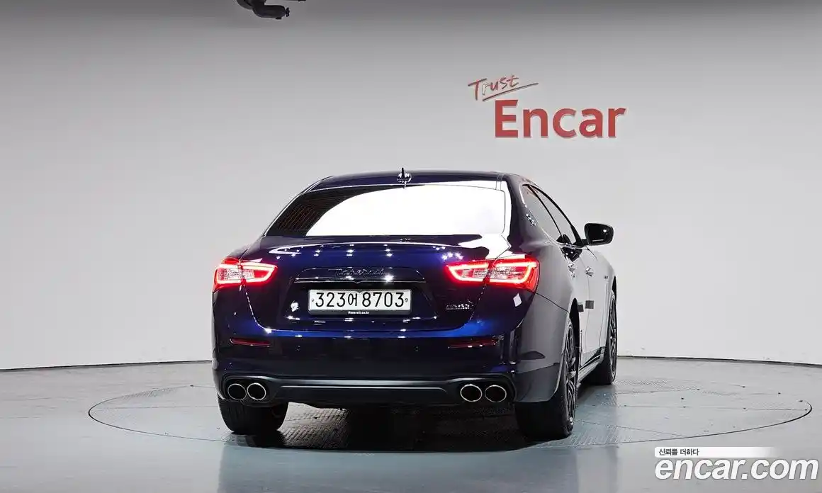 Maserati Ghibli 2020 3.0 гидро, фото 3