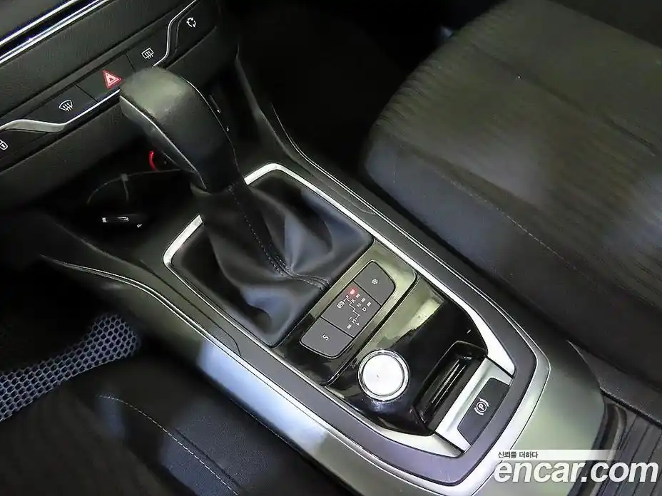 Peugeot 308 2015 2.0 гидро в Москве, фото 12