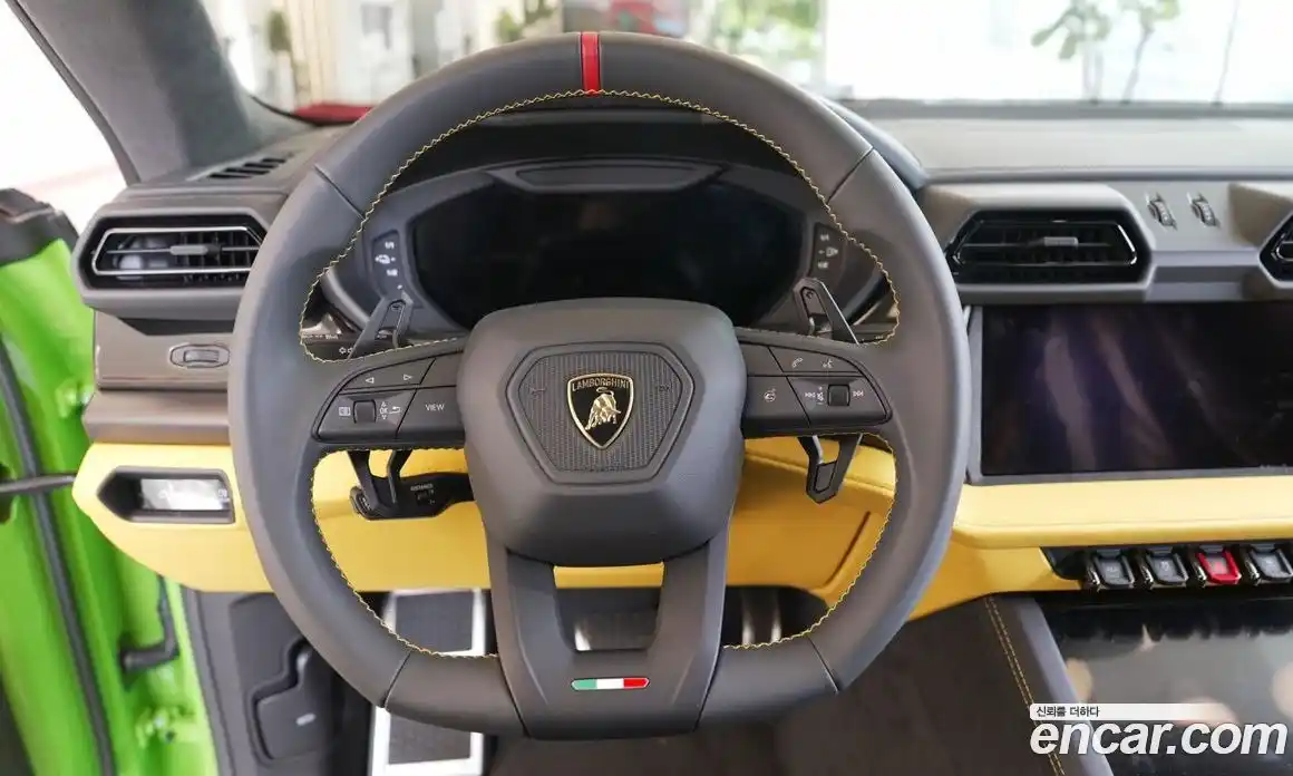 Lamborghini Urus 2026 4.0 гидро, фото 11