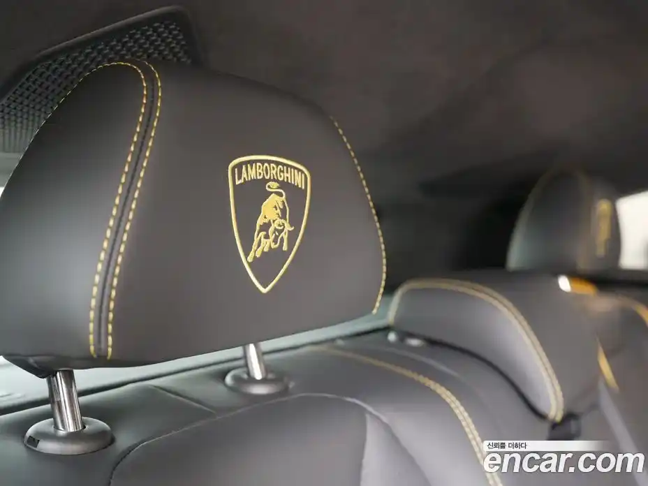 Lamborghini Urus 2026 4.0 гидро, фото 12