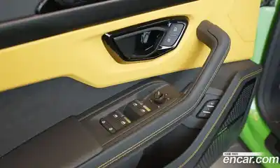 Lamborghini Urus 2026 4.0 гидро, миниатюра 6
