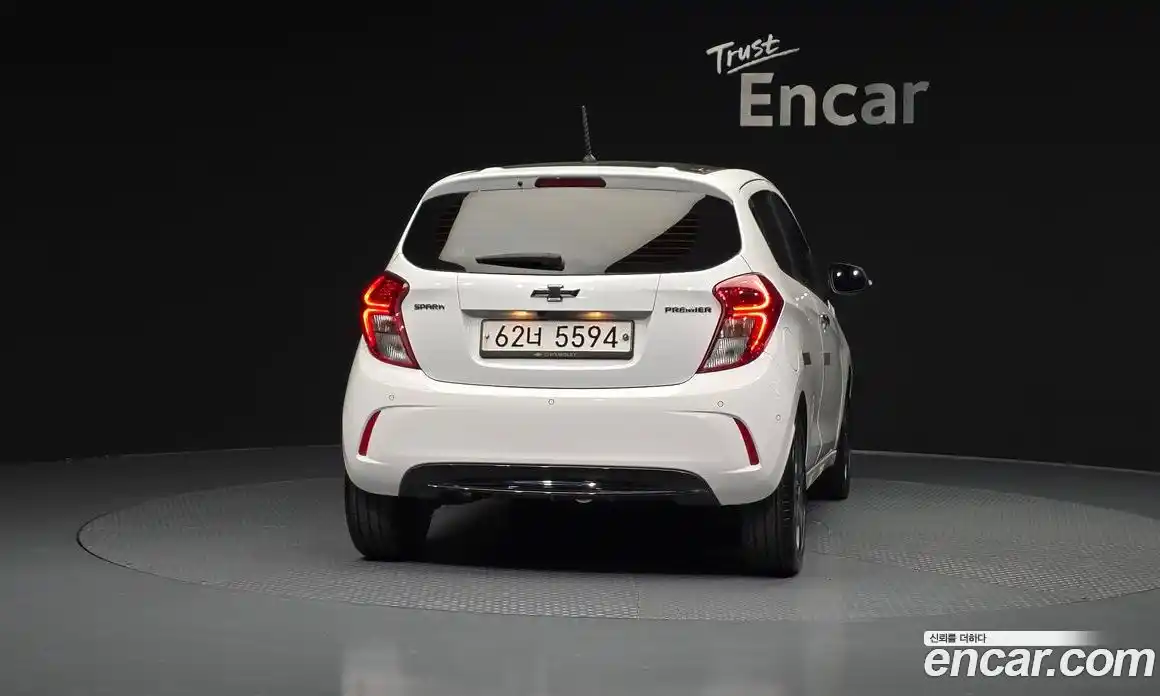 Chevrolet Spark 2018 1.0 гидро в Москве, фото 4